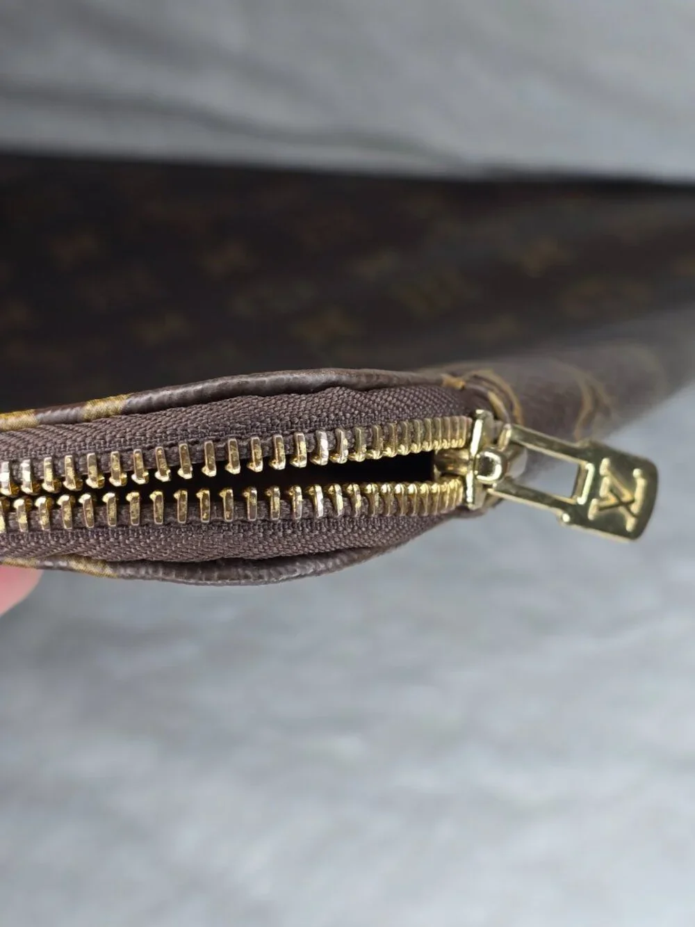 Louis Vuitton Monogram Poche Documents Briefcase 13"x10.5" - Picture 6 of 12